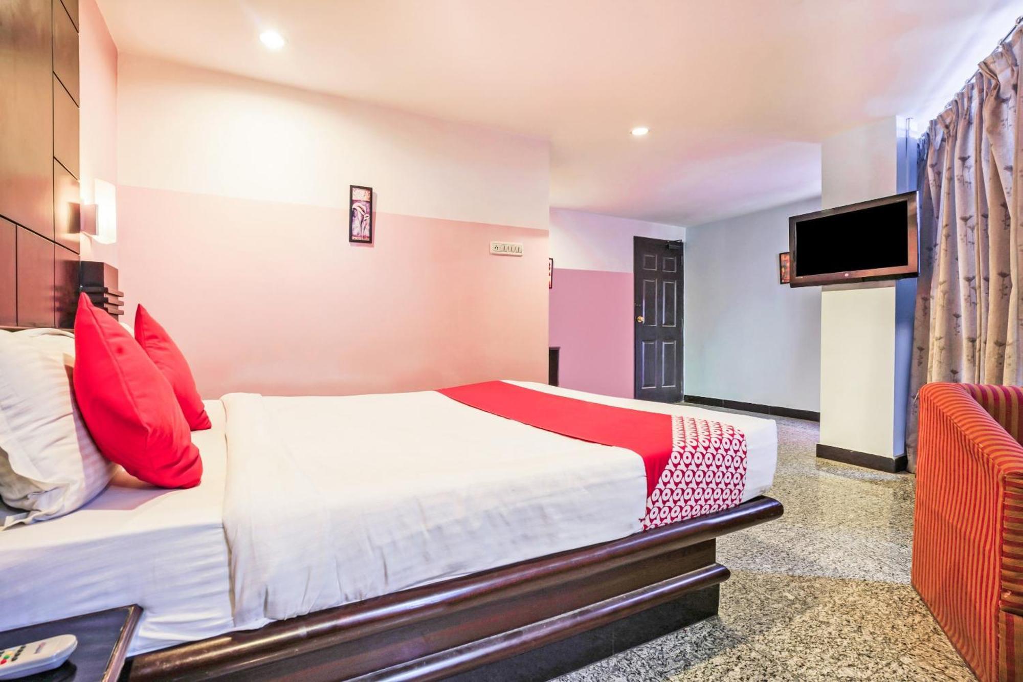 Hanvi Inn Хидерабад Екстериор снимка