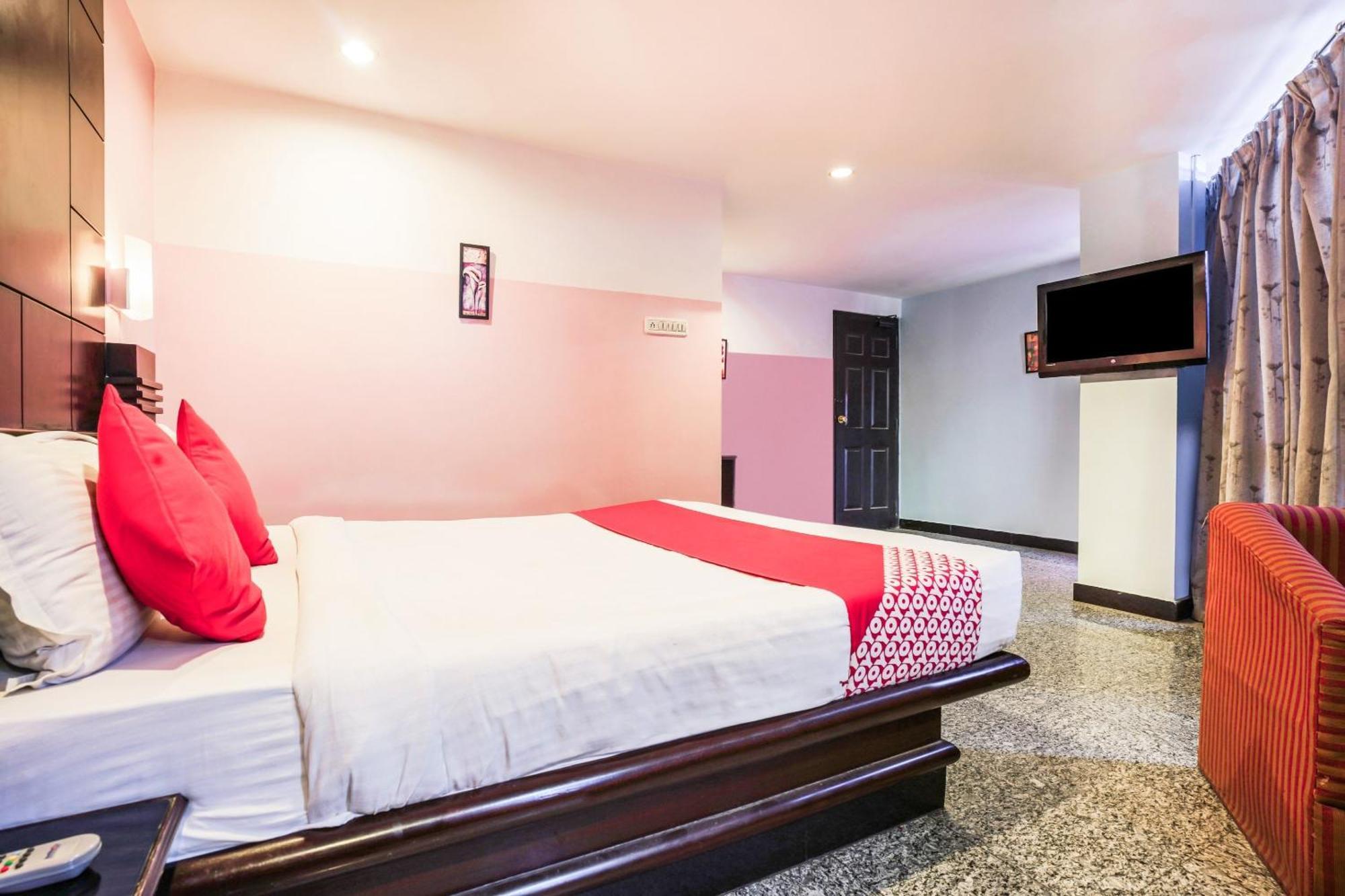 Hanvi Inn Хидерабад Екстериор снимка