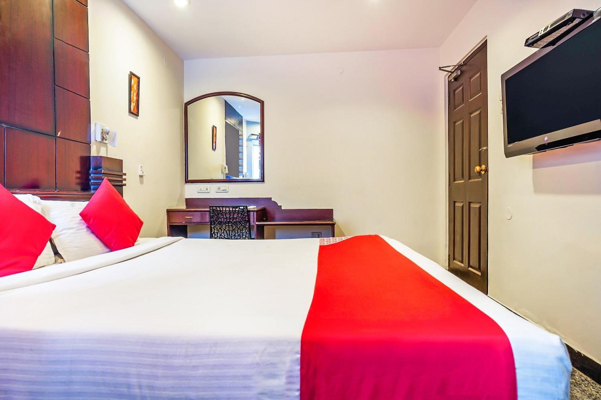 Hanvi Inn Хидерабад Екстериор снимка