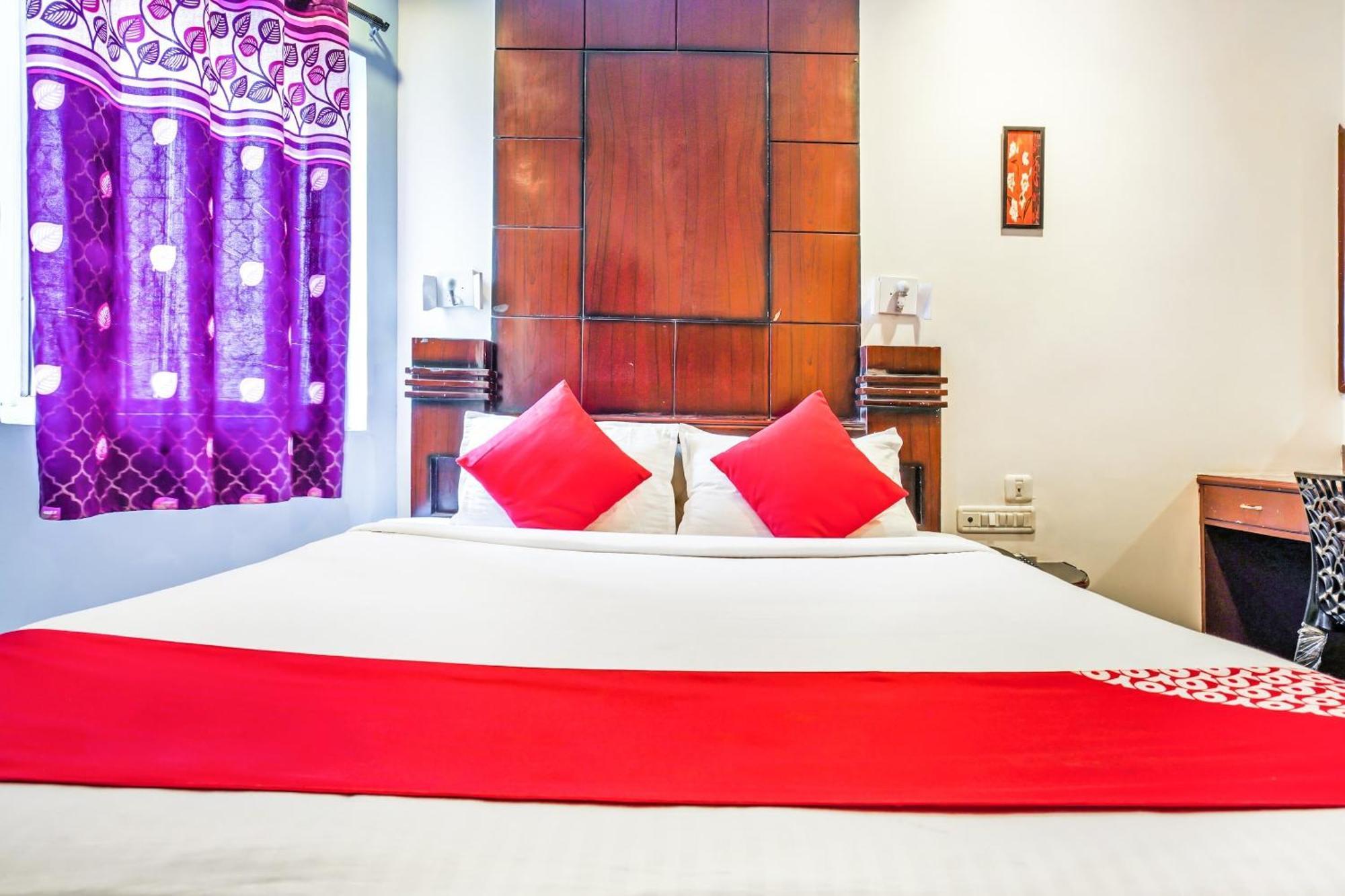 Hanvi Inn Хидерабад Екстериор снимка