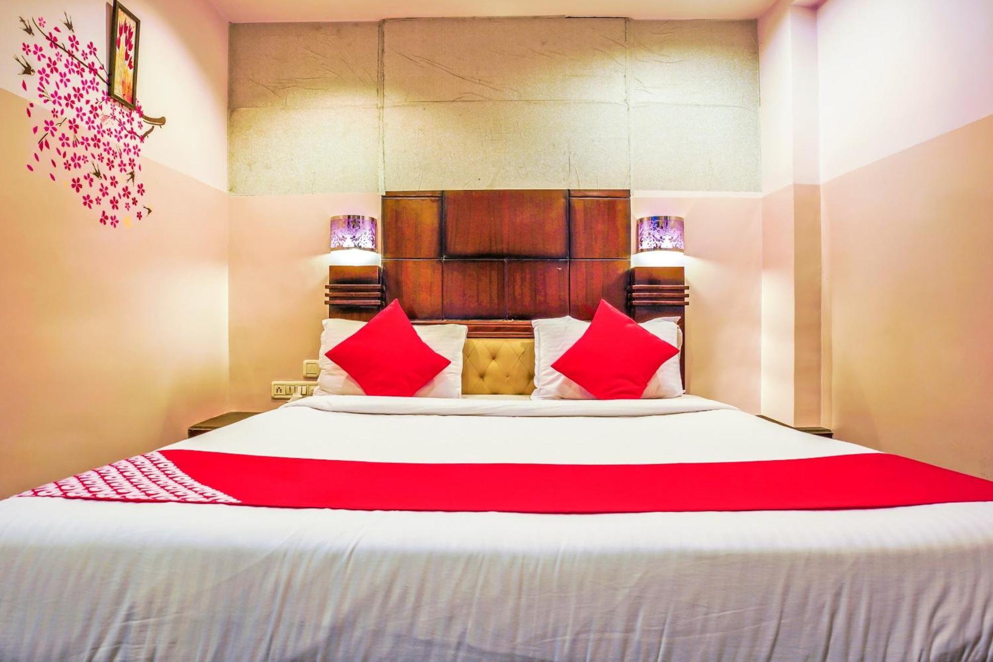 Hanvi Inn Хидерабад Екстериор снимка